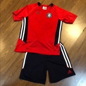 Boys Adidas matching set boys size 7